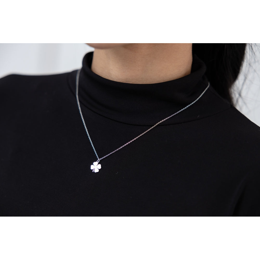 La Morongo Co. 2086 Korean Elegance 316L Stainless Steel Four-Leaf Clover Lucky Charm Necklace