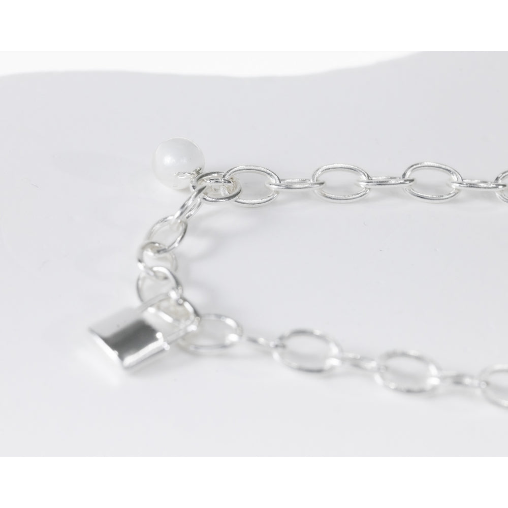 La Morongo Co. 0213 Korean Elegance Pearl & Lock Charm Bracelet – 316L Stainless Steel